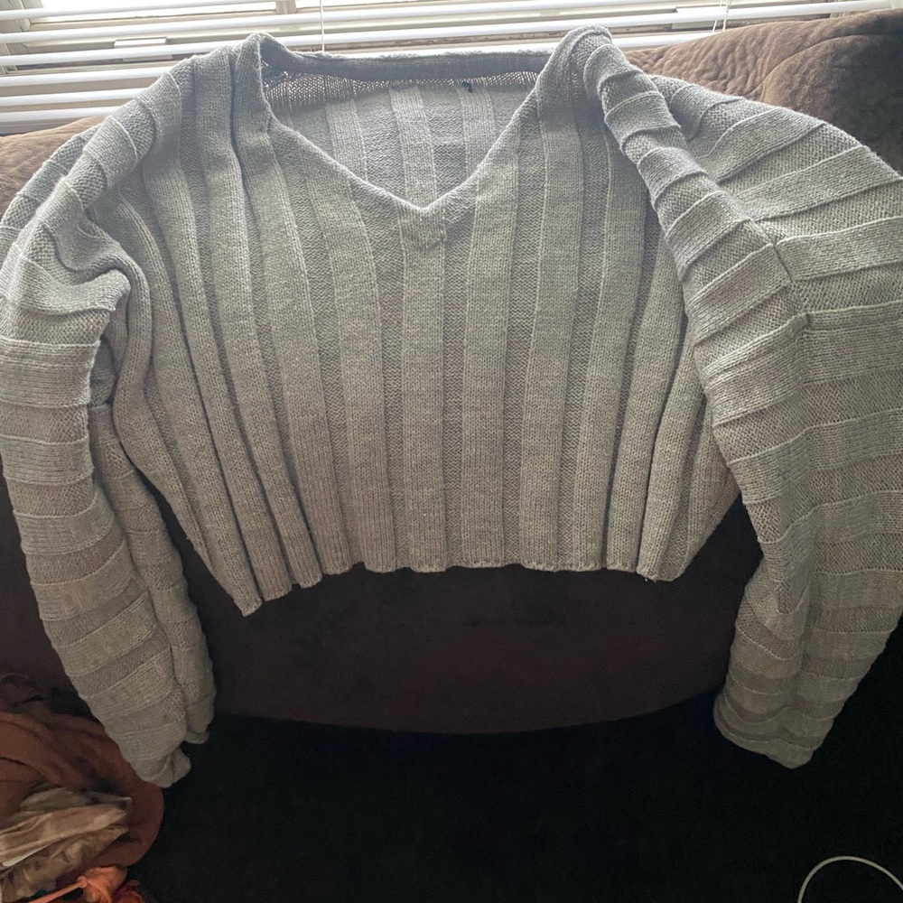 Gray Cropped Sweater